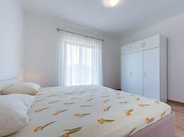 Apartments Lucija - Two Bedroom Apartment With Balcony and Sea View