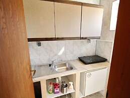 Apartments Lemes - One Bedroom Apartment With Garden View Apt4