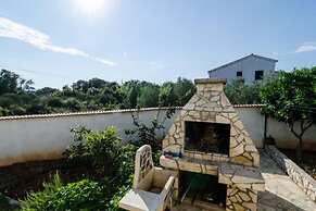 Apartments Lemes - One Bedroom Apartment With Garden View Apt4