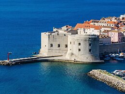 Apartments Bonavista - Premium Two Bedroom Apartment With Balcony and 