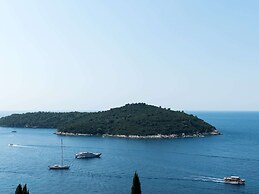 Apartments Bonavista - Premium Two Bedroom Apartment With Balcony and 