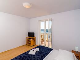 Apartments Bonavista - Premium Two Bedroom Apartment With Balcony and 