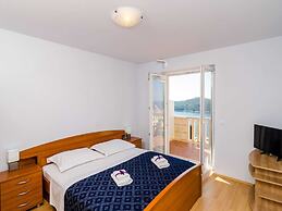 Apartments Bonavista - Premium Two Bedroom Apartment With Balcony and 