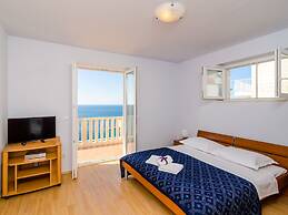 Apartments Bonavista - Premium Two Bedroom Apartment With Balcony and 
