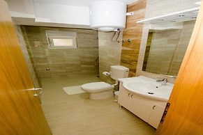 Apartments Vesela - Premium One Bedroom Apartment With Terrace and Par