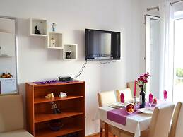 Apartments Lina - Three Bedroom Apartment With Two Balconies and Sea V