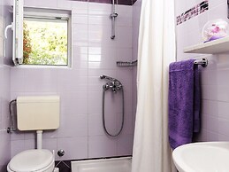 Apartments Lina - Three Bedroom Apartment With Two Balconies and Sea V