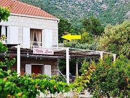 Apartments Lina - Three Bedroom Apartment With Two Balconies and Sea V