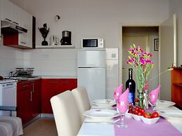 Apartments Lina - Three Bedroom Apartment With Two Balconies and Sea V