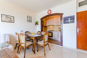 Villa Kosa - Two Bedroom Apartment With Terrace and Sea View