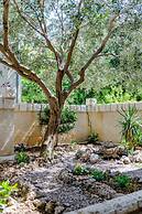 Villa Kosa - Two Bedroom Apartment With Terrace and Sea View