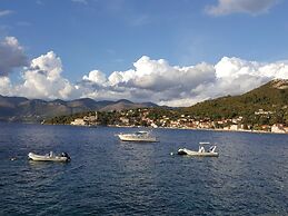 Rooms Milena - Triple Room With External Private Bathroom