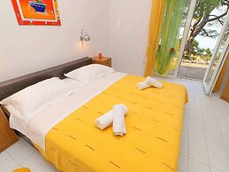 Apartments More & Ja - One Bedroom Apartment With Terrace and Sea View