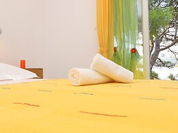 Apartments More & Ja - One Bedroom Apartment With Terrace and Sea View