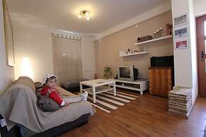 Nice Apartment With Large Garden