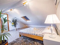 Apartments Tino- Two Bedroom Apartment With Terrace and Sea View