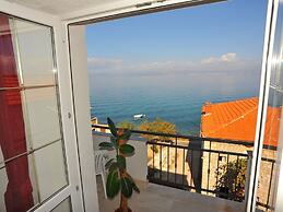 Apartments Tino- Two Bedroom Apartment With Terrace and Sea View