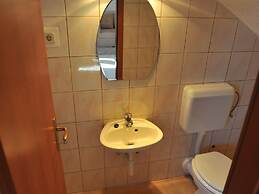 Apartments Tino- Two Bedroom Apartment With Terrace and Sea View