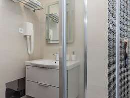 Apartment H&D - Two Bedroom Apartment With Balcony and Sea View