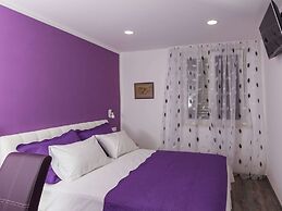 Apartment H&D - Two Bedroom Apartment With Balcony and Sea View