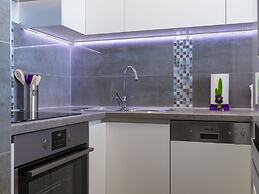 Apartment H&D - Two Bedroom Apartment With Balcony and Sea View