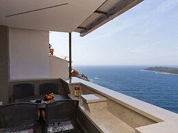 Apartment H&D - Two Bedroom Apartment With Balcony and Sea View
