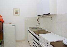 Apartments Tomasic - Two Bedroom Apartment With Sea View