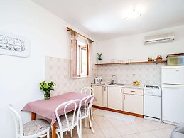 Apartments Lion - Sea House 1