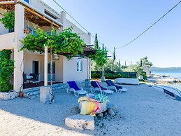 Apartments Kola's Mill - Comfort One Bedroom Apartment With Terrace an