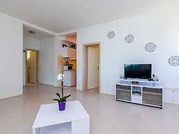 Apartments Kola's Mill - Comfort One Bedroom Apartment With Terrace an