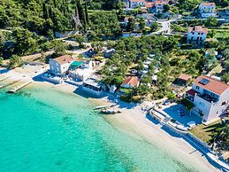 Apartments Kola's Mill - Comfort One Bedroom Apartment With Terrace an