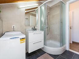 Apartments Terra - One Bedroom Apartment With Balcony and Garden View