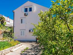 Apartments Terra - One Bedroom Apartment With Balcony and Garden View