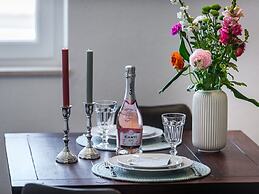 Apartments Terra - One Bedroom Apartment With Balcony and Garden View