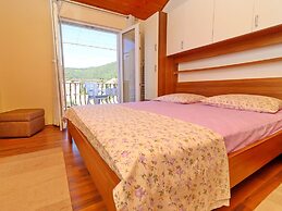 Apartments Peselj-studio Apartment With Balcony and Sea View