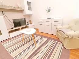 Apartments Peselj-three Bedroom Apartment With Terrace and Sea View