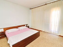 Apartments Peselj-three Bedroom Apartment With Terrace and Sea View