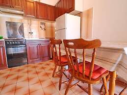 Apartments Peselj-three Bedroom Apartment With Terrace and Sea View