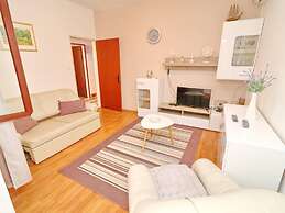 Apartments Peselj-three Bedroom Apartment With Terrace and Sea View