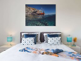 Modern Villa With Heated Pool