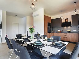 Modern Villa With Heated Pool