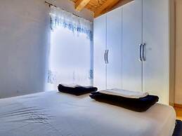 Modern Villa With Swimming Pool in Banjole