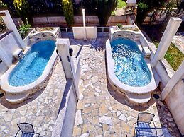 Modern Villa With Swimming Pool in Banjole