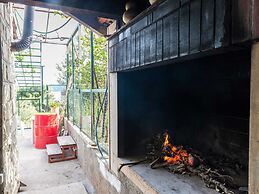 Apartment Giovani - Two Bedroom Apartment With Balcony and Sea View