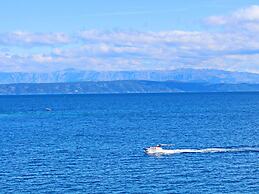 Apartments Sea Line - Two Bedroom Apartment With Terrace and Sea View