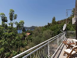 Apartment Kod Jadranke - Two Bedroom Apartment With Balcony and Sea Vi