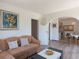 Apartment Kod Jadranke - Two Bedroom Apartment With Balcony and Sea Vi