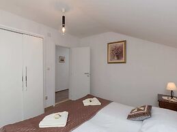 Apartment Kod Jadranke - Two Bedroom Apartment With Balcony and Sea Vi