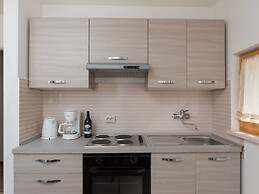 Apartment Kod Jadranke - Two Bedroom Apartment With Balcony and Sea Vi