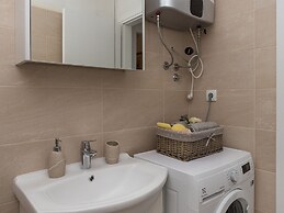 Apartment Kod Jadranke - Two Bedroom Apartment With Balcony and Sea Vi